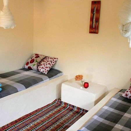 Tamba Kuruba Eco-Lodge Folonko Kültér fotó