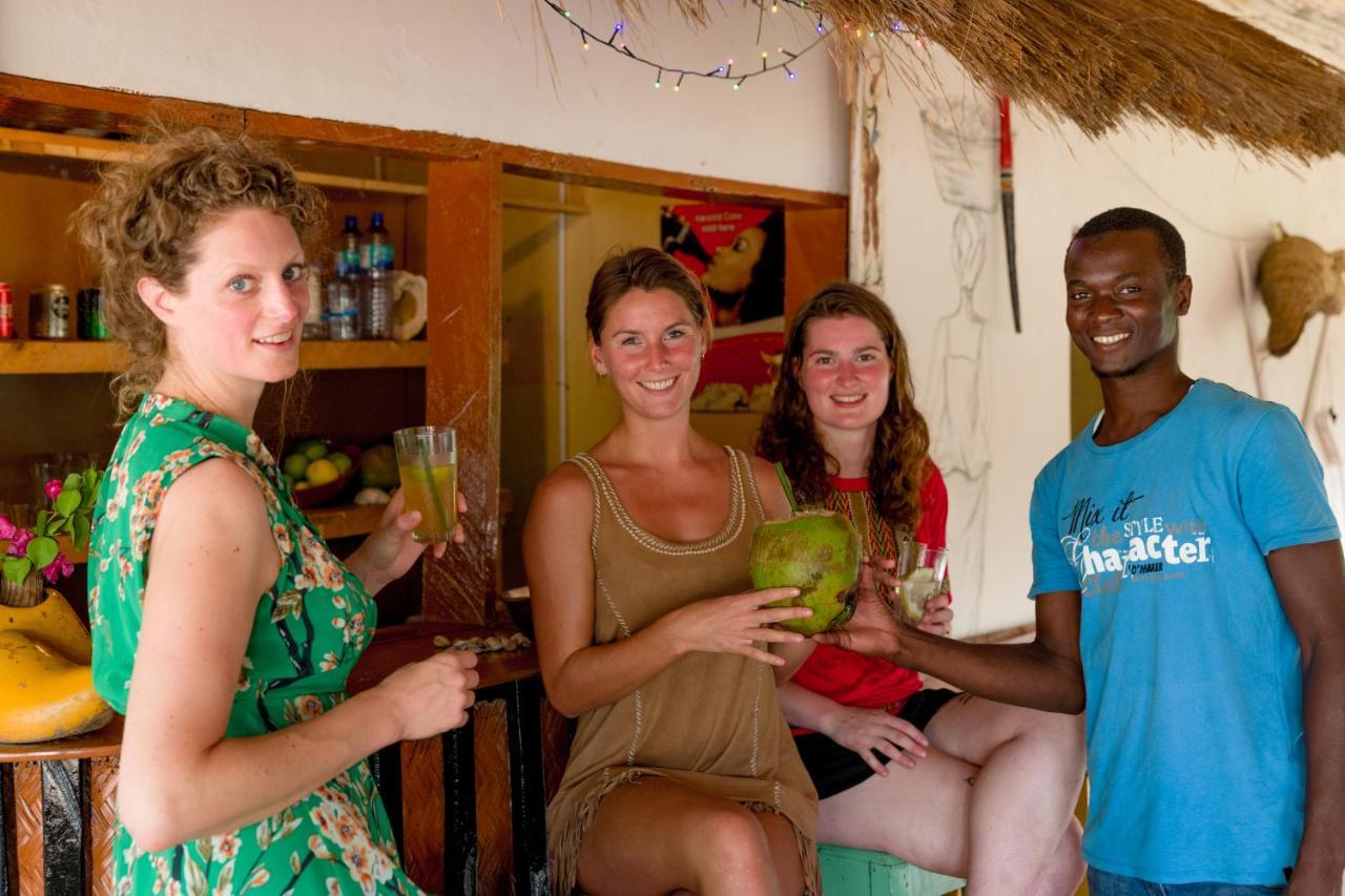 Tamba Kuruba Eco-Lodge Folonko Kültér fotó