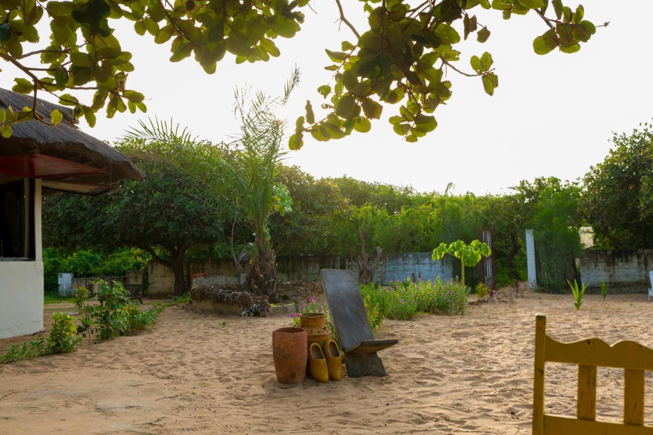 Tamba Kuruba Eco-Lodge Folonko Kültér fotó